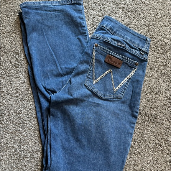Wrangler Maternity Jeans - Picture 1 of 5